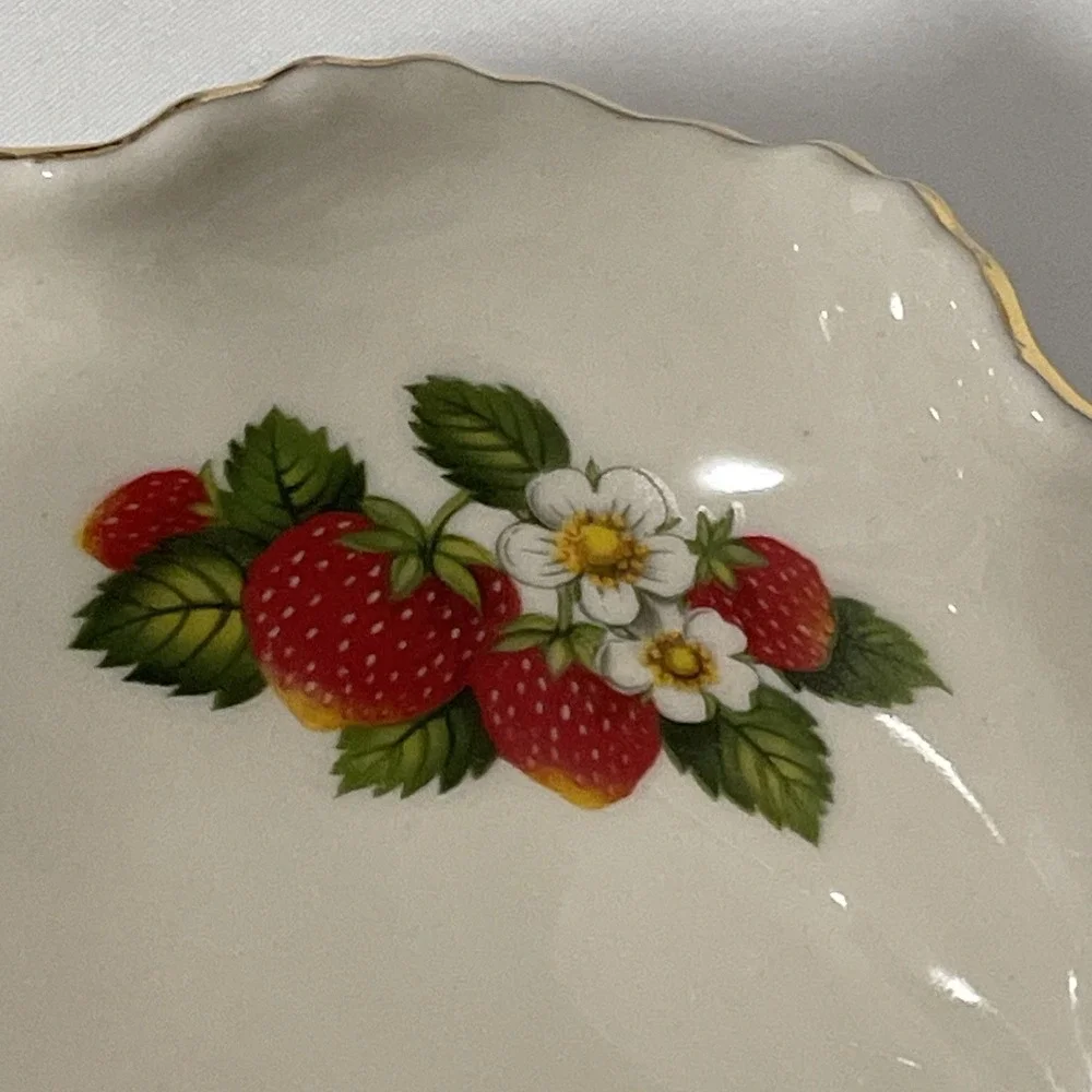 Vintage Strawberry Design Dixon Art Studio 22kt Gold Rimmed Candy Trinket Dish